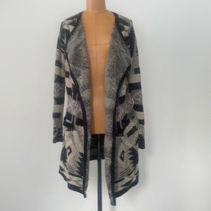 Lucky Brand open black and ivory geometric southwestern open cardigan duster